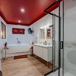 Lägenhet L'ecrin Rouge Escapade Romantique Et Balneo Prive *