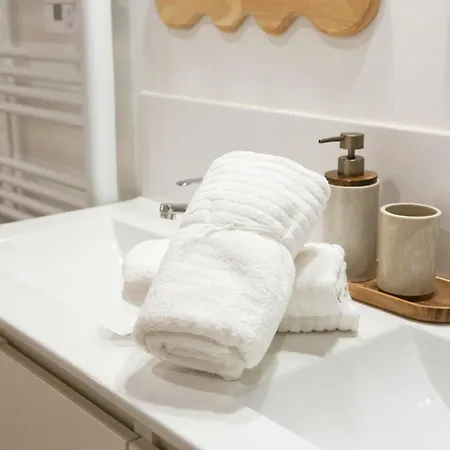 L'écrin Rouge Escapade Romantique Et Balnéo Privé