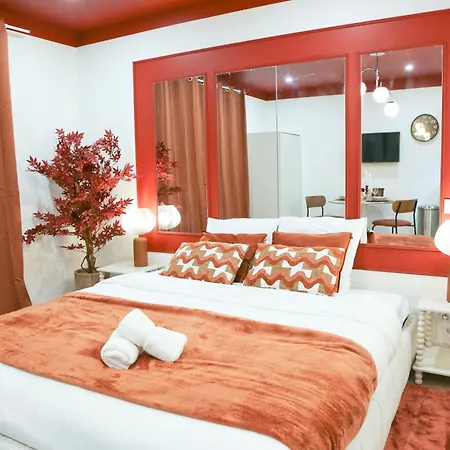 L'écrin Rouge Escapade Romantique Et Balnéo Privé Appartamento *