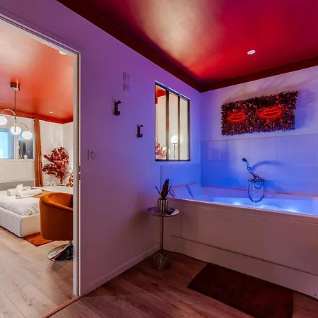 L'ecrin Rouge Escapade Romantique Et Balneo Prive * Bordeaux