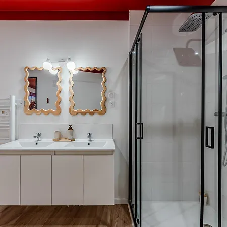 Apartman L'ecrin Rouge Escapade Romantique Et Balneo Prive *