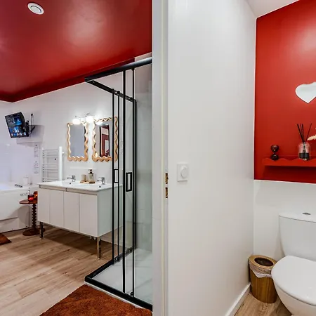 L'écrin Rouge Escapade Romantique Et Balnéo Privé *