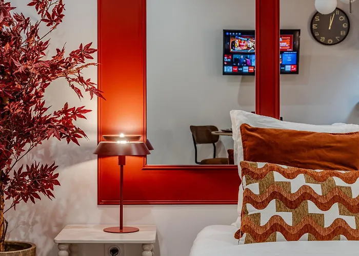 L'ecrin Rouge Escapade Romantique Et Balneo Prive *