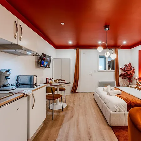 L'ecrin Rouge Escapade Romantique Et Balneo Prive Μπορντό