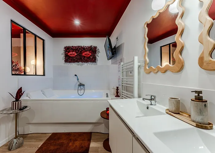 L'ecrin Rouge Escapade Romantique Et Balneo Prive * Μπορντό