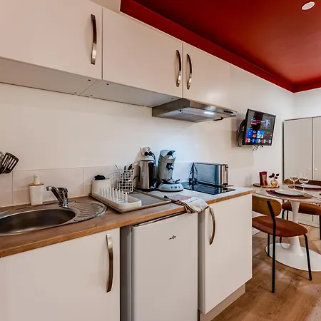 L'ecrin Rouge Escapade Romantique Et Balneo Prive Appartement *